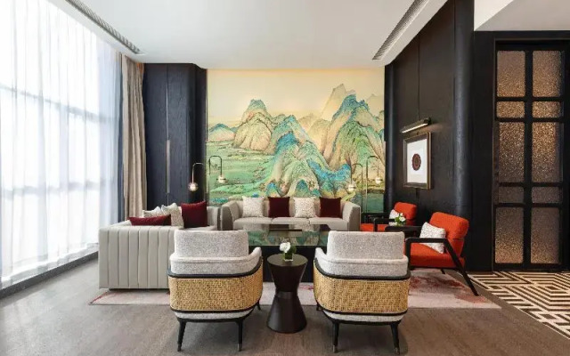 Crowne Plaza Jingmen
