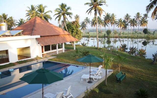 Manor Backwater Resort