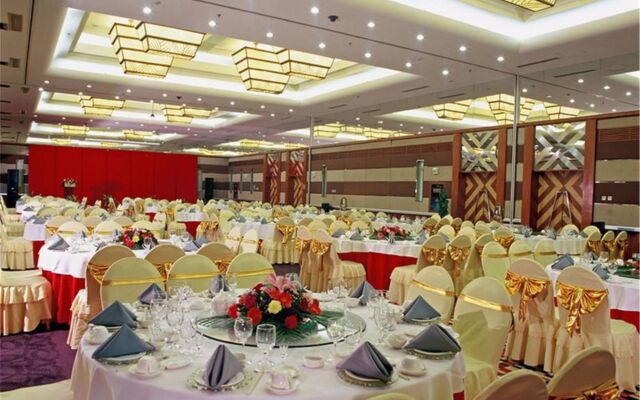 Hotel Holiday Inn