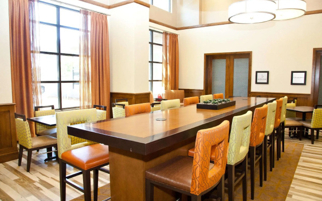 Hampton Inn & Suites Salinas