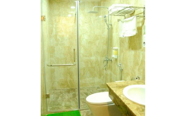 New World Hotel by OYO Rooms