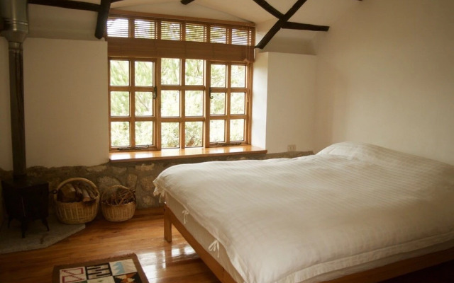 Churup Mountain Lodge