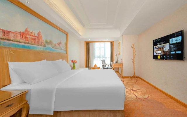 Vienna International Hotel (Zhengzhou FU Tower Metro Station) – Guest Rooms – Zhengzhou