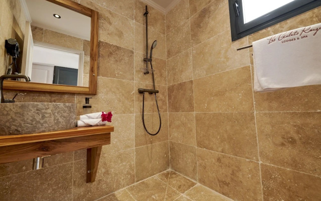 Les Galets Rouges Lodges & Spa
