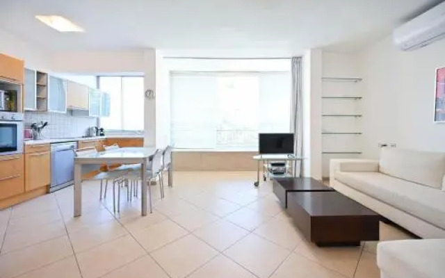 Sweet Sunny 1BR in Gush Halav by HolyGuest