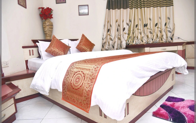 Hotel Ravi Kiran Executive