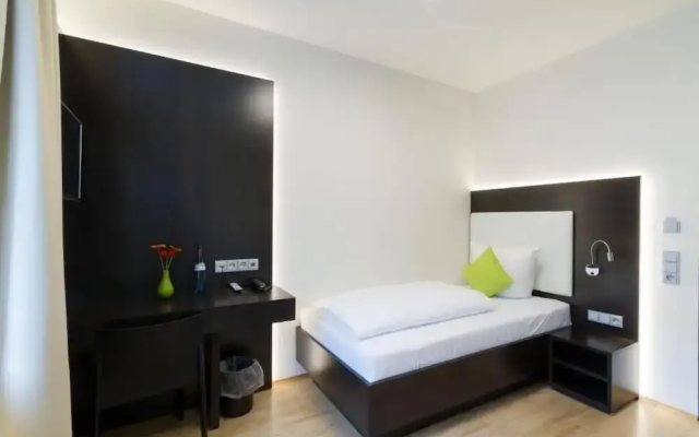 sevenDays Hotel BoardingHouse Mannheim