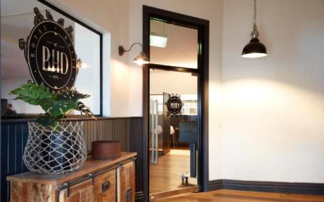 The Royal Hotel, Drouin