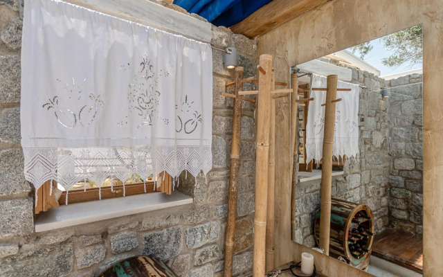 Naxian Serenity Suites