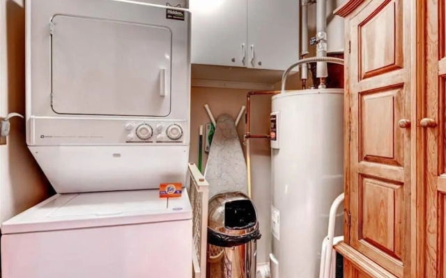 The Cedars Condominiums