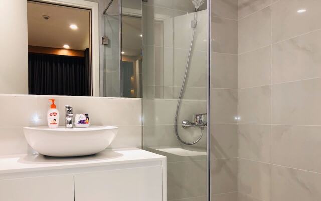 168 Property Luxury Apartments