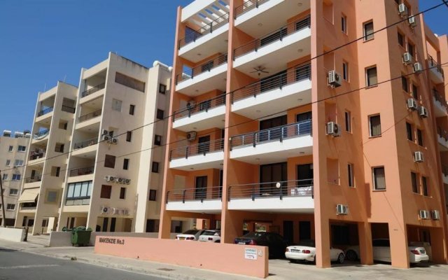 Larnaca Beach Apartment