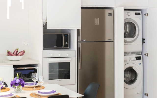 3 Bedroom Frishman Beach