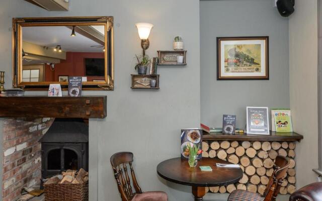 Balfour Arms