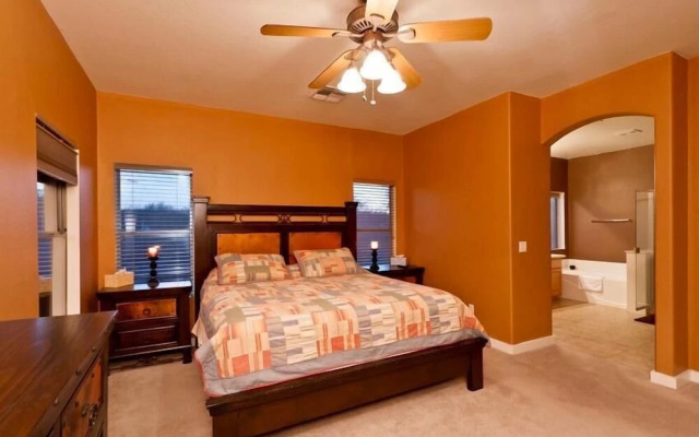 Cactus Bloom By Signature Vacation Rentals