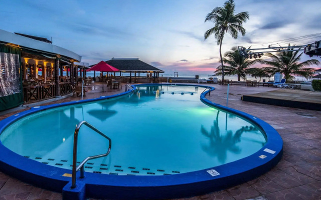 Decameron Club Caribbean Runaway Bay, Ramada All-Inclusive Resort