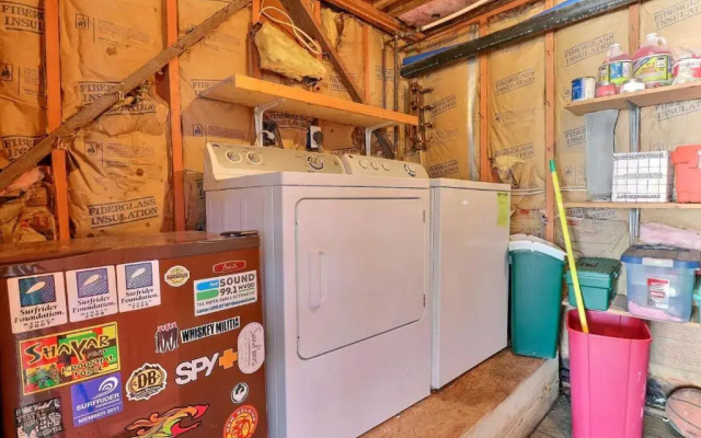 4011 - The Dog`s House