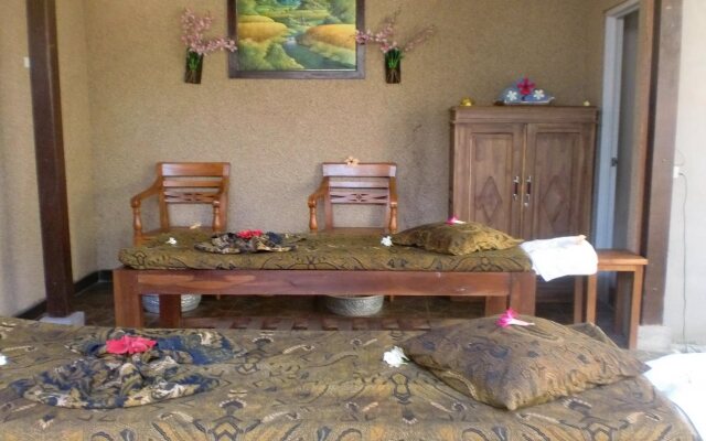 Rare Angon Homestay