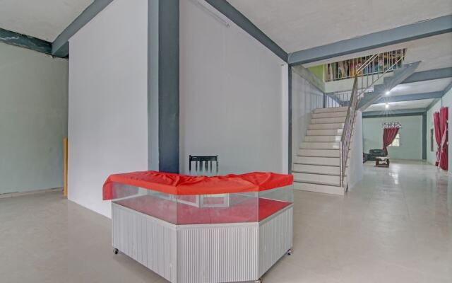 SPOT ON 92974 Arsen House
