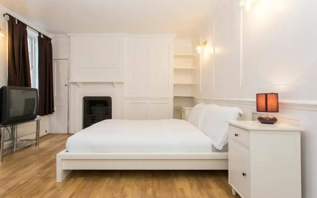 London Dream House - Historic Soho House