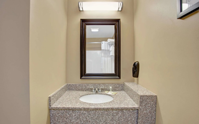 Super 8 By Wyndham Asbury Park