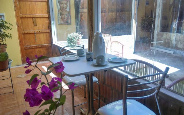 Aventura Hostels