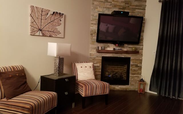 Condo Vélo-Golf-Ski Montagne Bromont - NAVETTE INCLUSE EN HIVER!