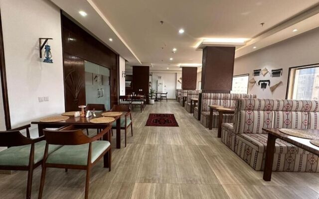 Makarim Palm Hotel