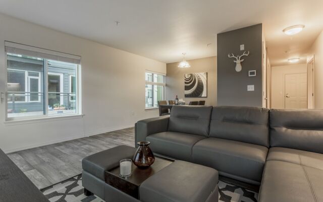 Domicile Suites at Elliott Bayview