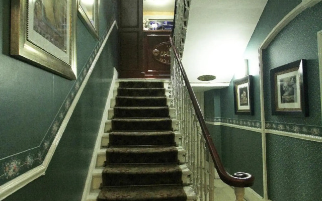 Opulence Boutique Hotel