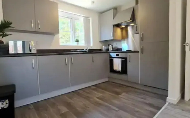 1br-sleeps3-parking-nearcitycentre-shoppingcentre