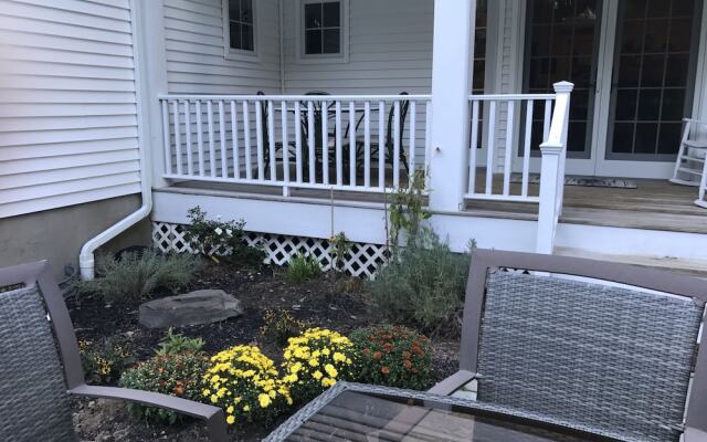 The Pawling House Bed & Breakfast