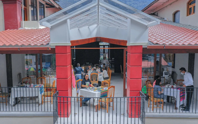 Sangay Spa Hotel
