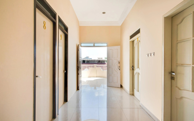OYO Life 3053 Kost Putra Mm