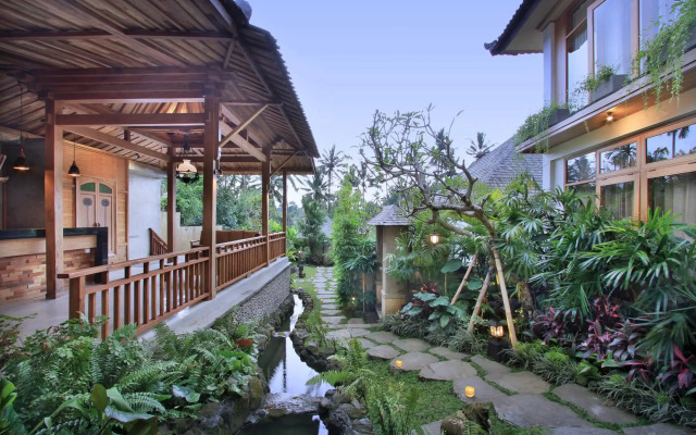Graha Sandat Villas by Pramana Villas
