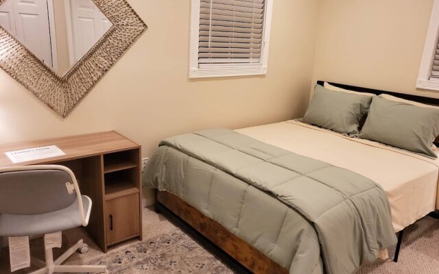 Room in House - Majestic Private Room