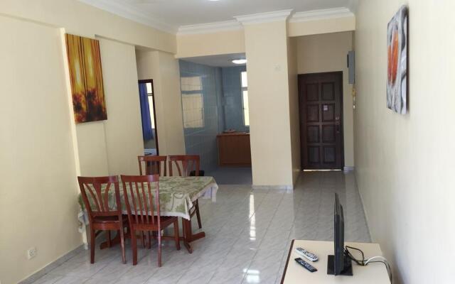 Teluk Batik Holiday Apartment