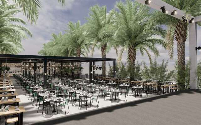 Seven Seas Palmeras Bay