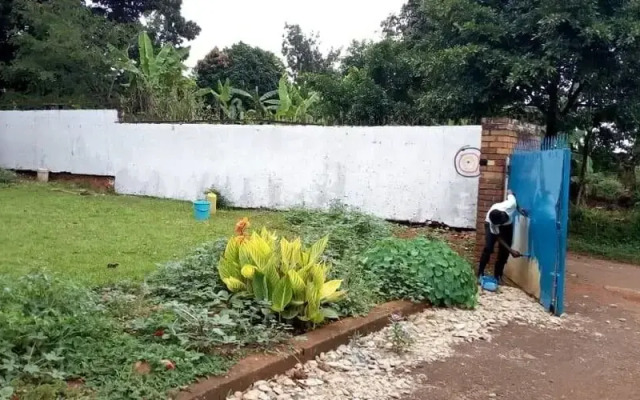 Morgen breeze tours and backpackers