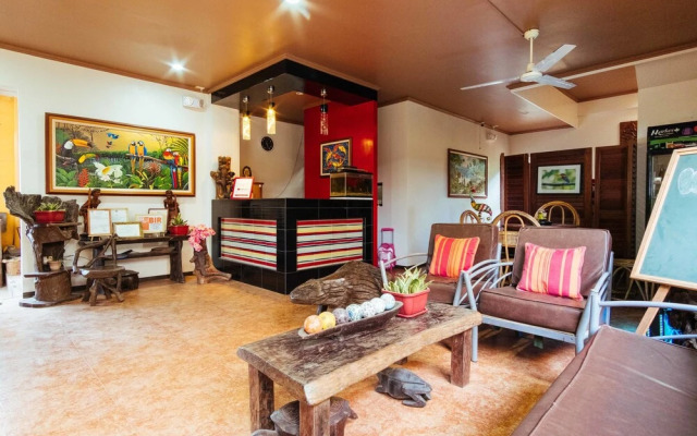 RedDoorz near Robinsons Puerto Princesa