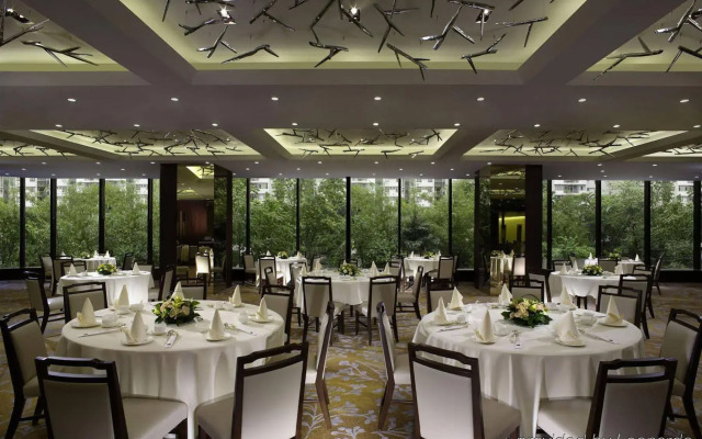 City Garden Hotel