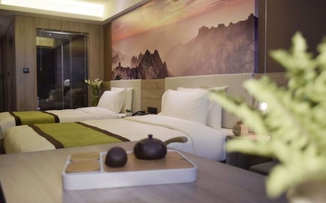Olympic Sailing Center Atour Hotel
