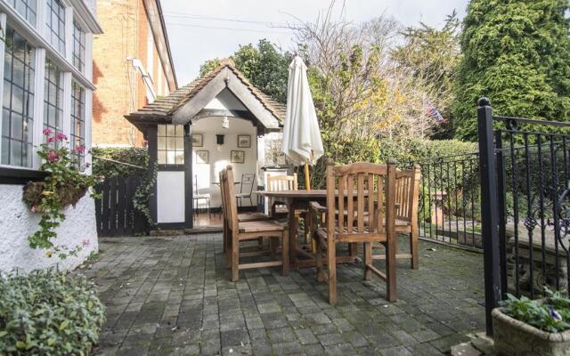 No. 21 Guest Accommodation