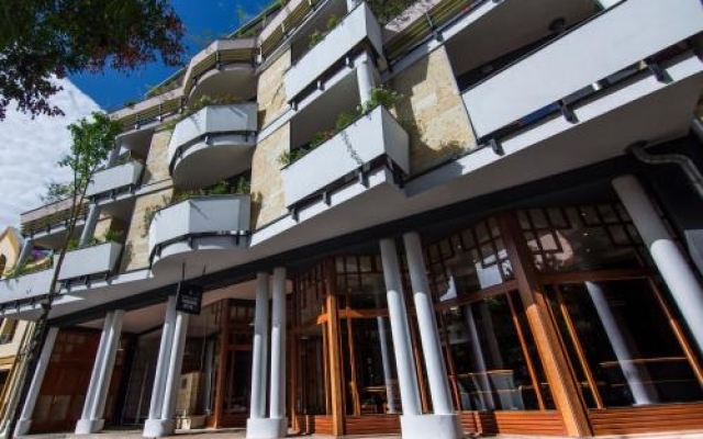 Business Hotel Semiramis