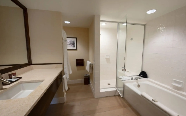 The Peaks Resort and Spa