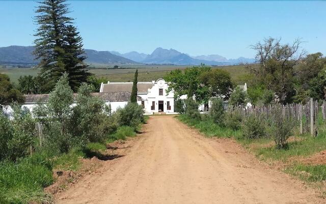 SCALI Wine LODGE