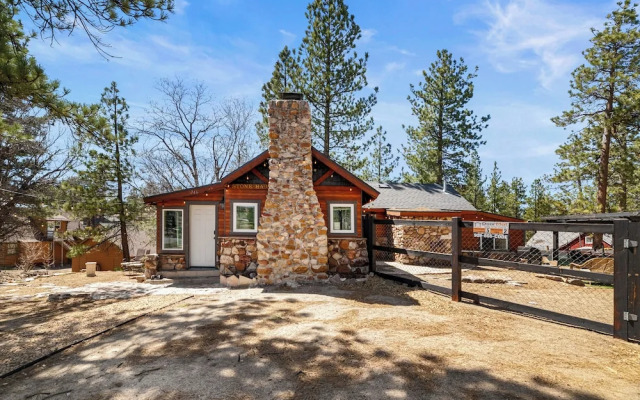 StoneHauz Cabin built in 1926