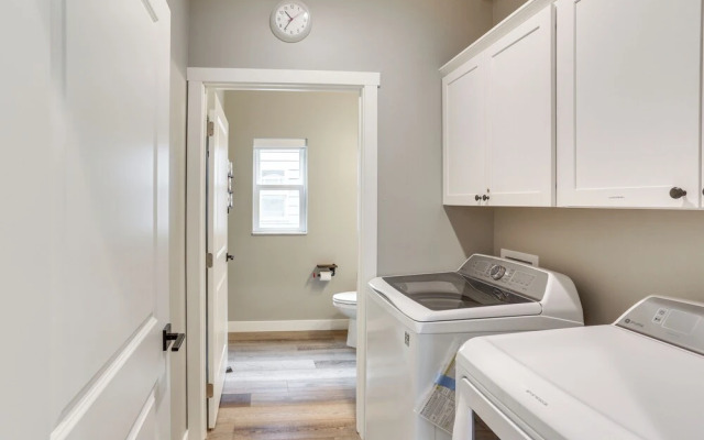 Spacious, Rustic Spearfish Home: Walk to Downtown!