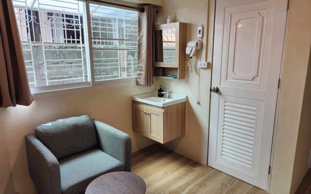 Canal View Lo-ha Contactless Check-in