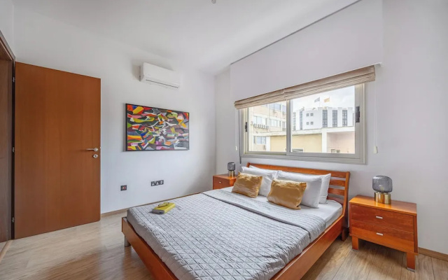 Lena Court - Spacious 3bdr, City Views